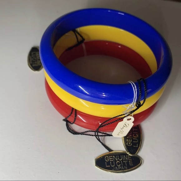 Dotty Smith VINTAGE lucite bangles - Picture 3 of 4